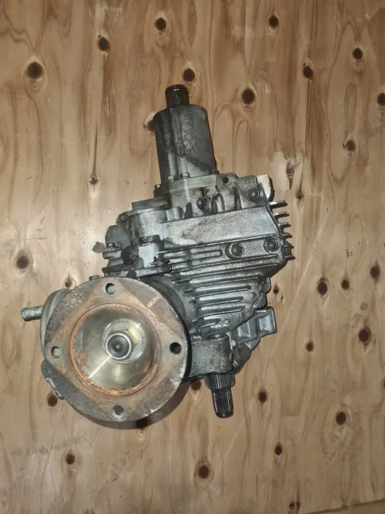 Reducer OEM 34567DFGH34 Mazda CX7 2.3T Manuell image 2