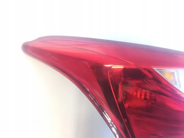 Luz Trasera Derecha Hyundai i30 II Kombi 92402-A62 image 3