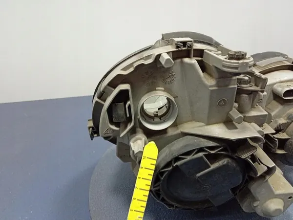 LINKER XENON KOPLAMP MERCEDES C KLASA W203 A2038203761 image 9