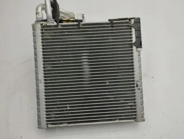 Renault Clio V 2023 Núcleo Calefactor A/C OEM DT4475006150 image 7