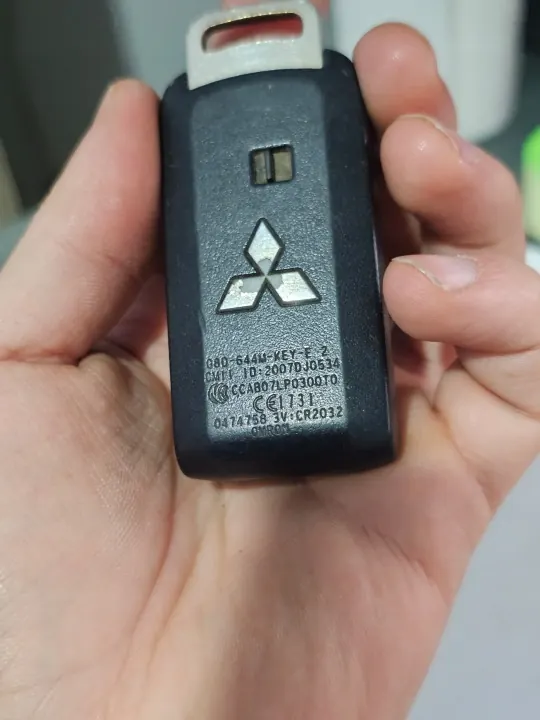 Mitsubishi Älyavain OEM G8D-644M-KEY-E - Käytetty image 3