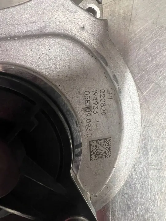 Kamaxelregulator OEM 05E109093D för Volkswagen Golf VIII image 3