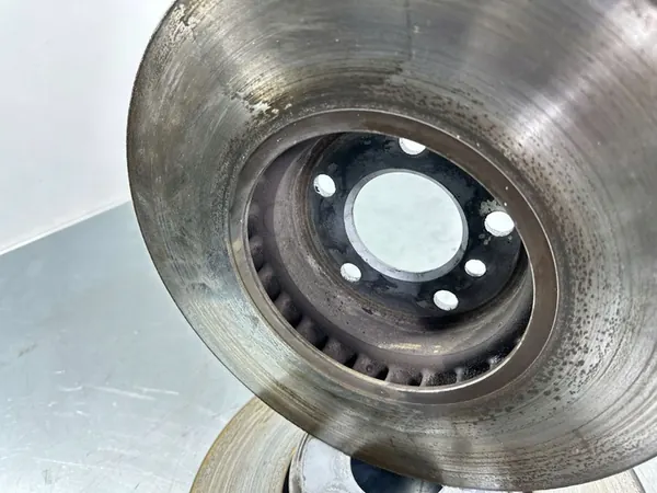 Conjunto de Disco de Freio Dianteiro BMW 5 F10 F11 3.0D 34116898729 image 7