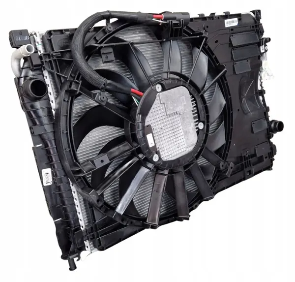 Jeu de radiateurs OEM K8D2-8K230-AC pour Range Rover Evoque image 4