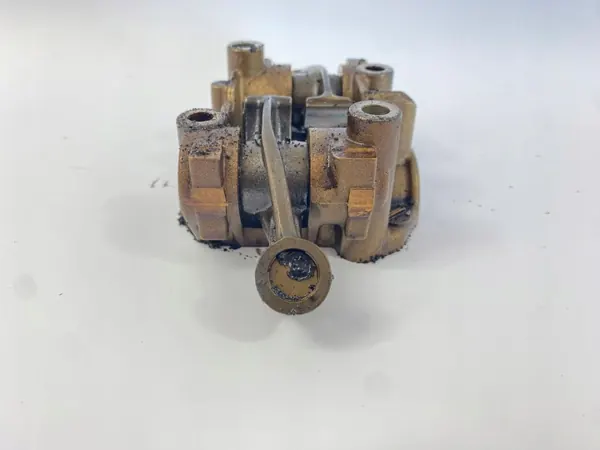 OEM 1020510110 Venttiiliviput Mercedes W124 2.3 image 3