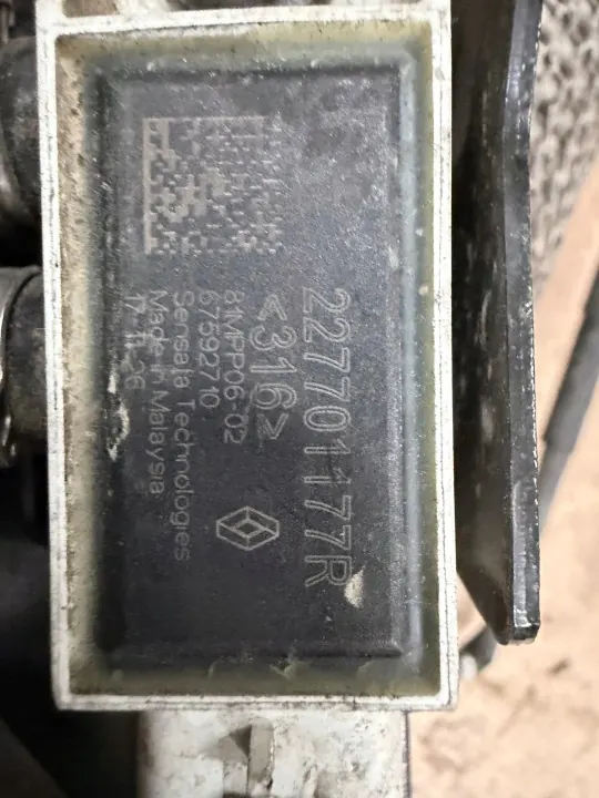 Renault Katalysator OEM 208027401R Gebraucht image 3