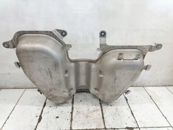 Bränsletank Land Rover Defender OEM L8B29K007ED image 4