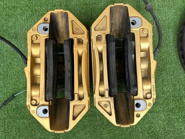 Kit de travões cerâmicos OEM 8745584 para BMW M5 F90 M8 image 9