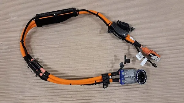 Cable de carga híbrido BMW X5 G05 OEM 5A8CC09 image 2
