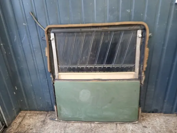 Techo solar Mercedes W123 OEM Szyberdach mercedes w123 image 2