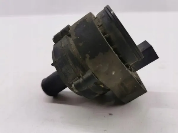 Moteur de circulation d'eau OEM 3130591163 Mercedes-Benz image 4