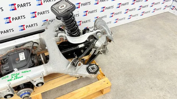 Sospensione posteriore BMW G05 G06 G07 M50d 400CV OEM 6894149 image 4