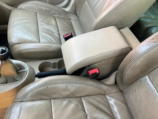 Reposabrazos OEM AK-12-725887 para VW Touran I 1T image 3