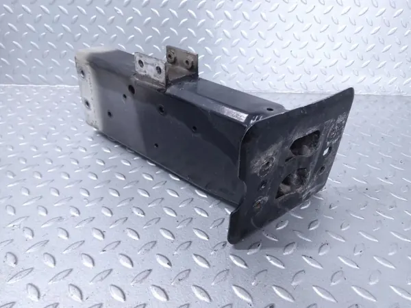 Cadillac ATS framstötdämpare bumper OEM 23194903 image 2