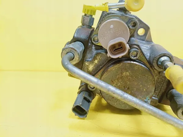 Brandstofpomp Opel Astra III H 1.7 CDTI 8-98103028-0 image 7