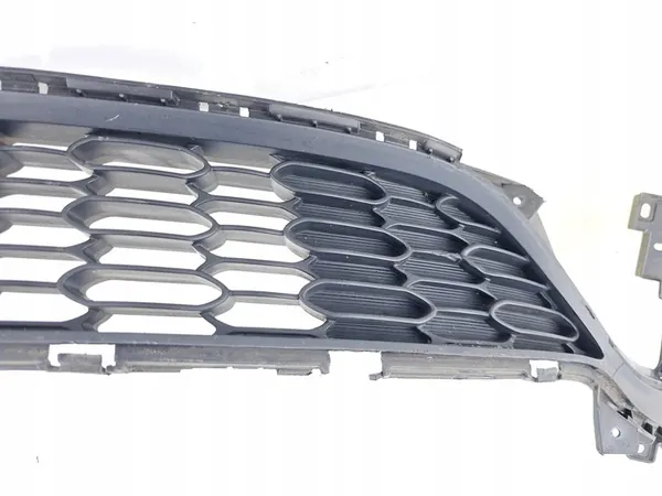 Grille de Pare-Chocs Avant Kia Carens IV 2013-2016 OEM image 7