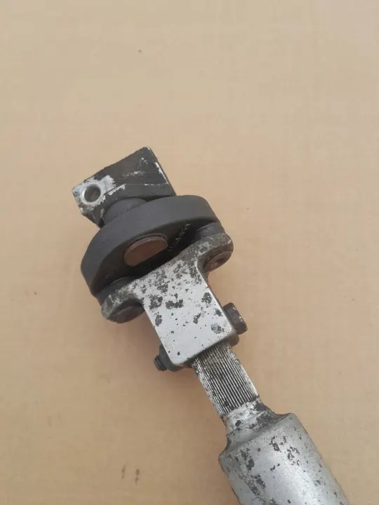 BMW E36 Lenksäulenkreuzgelenk 897KRZYE36 image 3