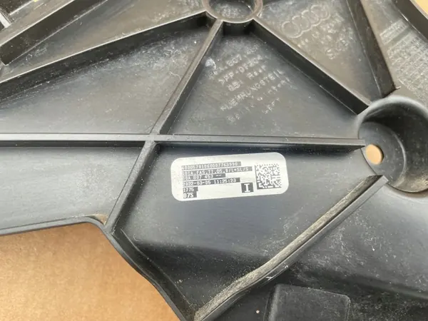 Suporte de para-choque traseiro esquerdo Audi Q5 OEM 80A807453 image 2