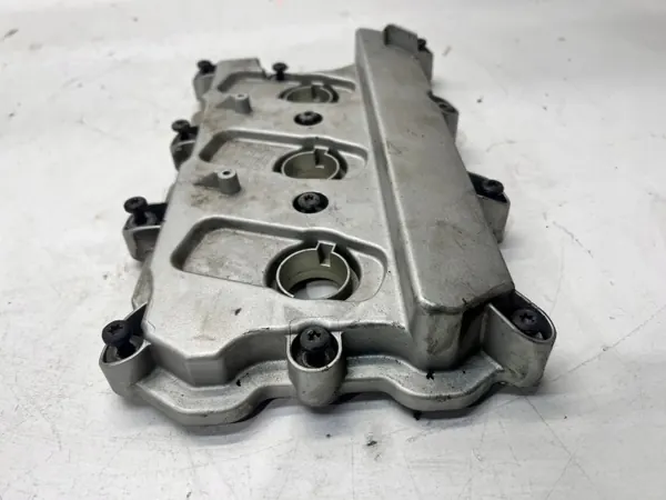 Tapa de válvulas derecha OEM 06E103472Q Audi 3.0 TFSI image 4