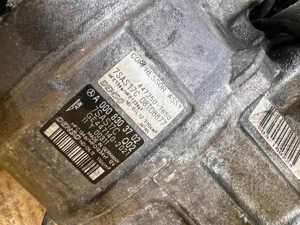 Compresor de Aire Acondicionado Mercedes GLS X166 450 V6 OEM image 6
