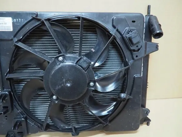 Waterkoeler Ventilator OEM 8200765566 Dacia Sandero I 1.4 8V image 6