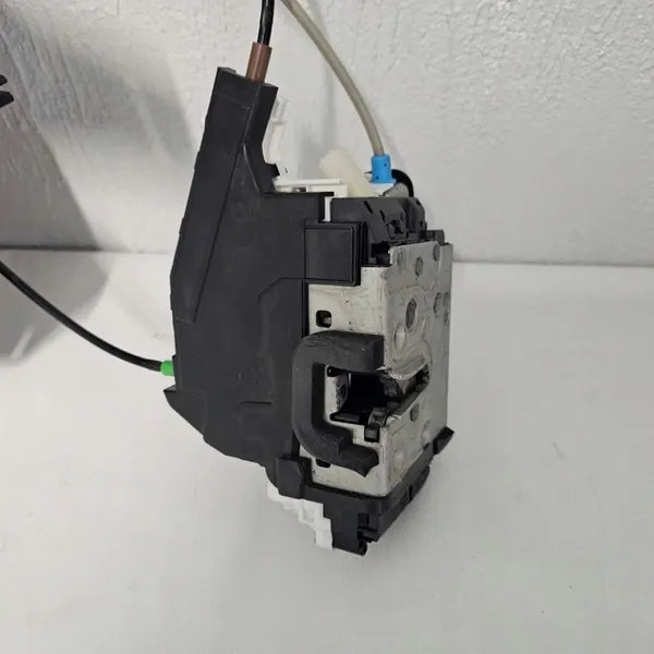 Atuador de fechadura Tesla OEM 161433400D Dianteiro Esquerdo image 7