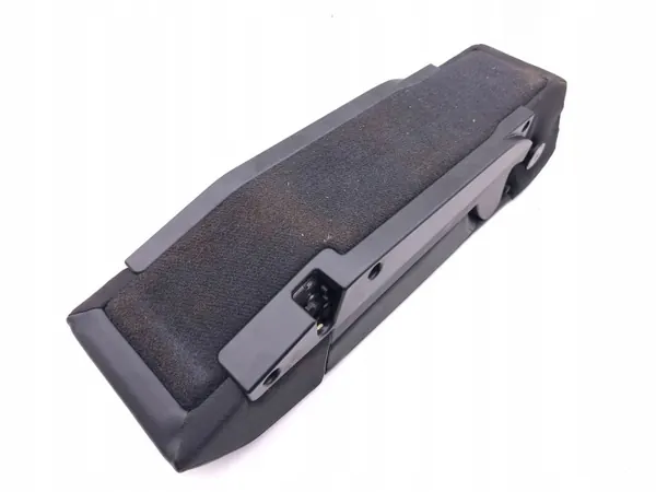 Porsche Taycan bakre armstöd OEM AMD227521 - Begagnad image 7
