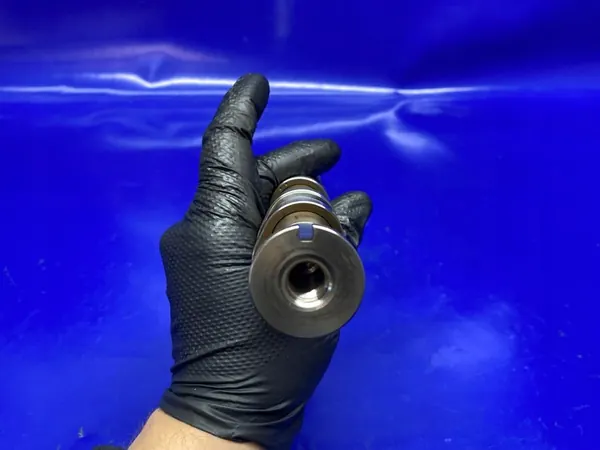 Pakokaasujen nokka-akseli Audi A4 B7 2.0 TFSI BGB 06F109102B image 8