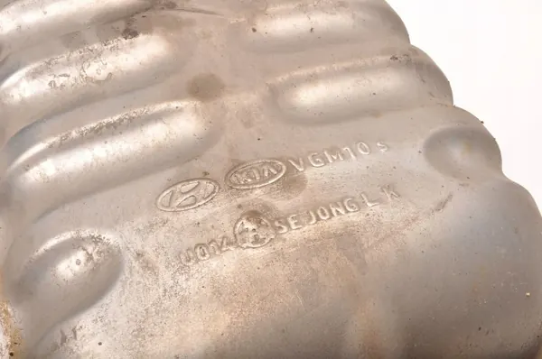 Pakoputken vaimentin OEM 261165 Hyundai i40 2.0 GDi image 6
