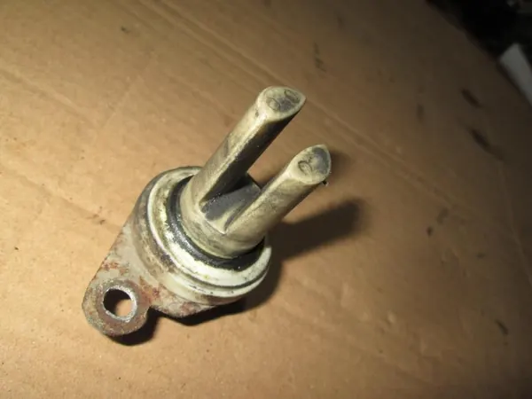 Sensor de velocidad eje trasero OEM czujnik bmw e28 image 2
