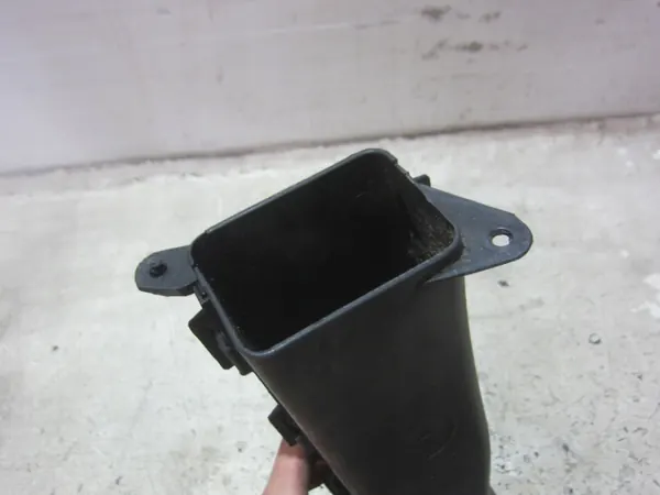 BMW X3 F25 Linker remluchtinlaatkanaal OEM 51747210485 image 4