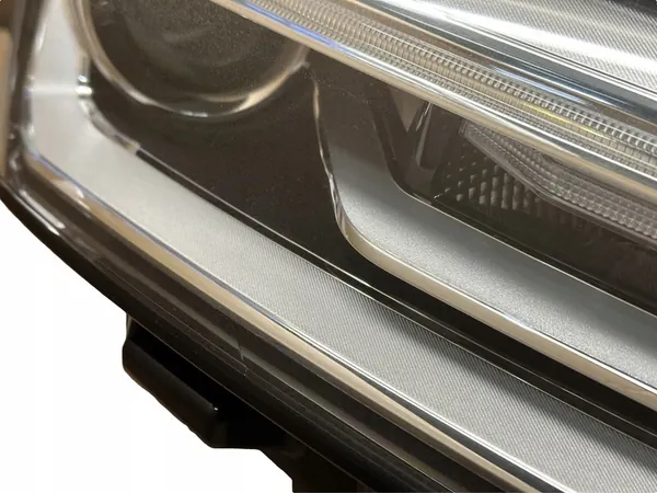 AUDI A5 8W Faro Derecho Bi Xenón image 4