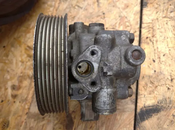 Bomba de direção Honda Accord VII 2.0 2.4 02-08 OEM image 4