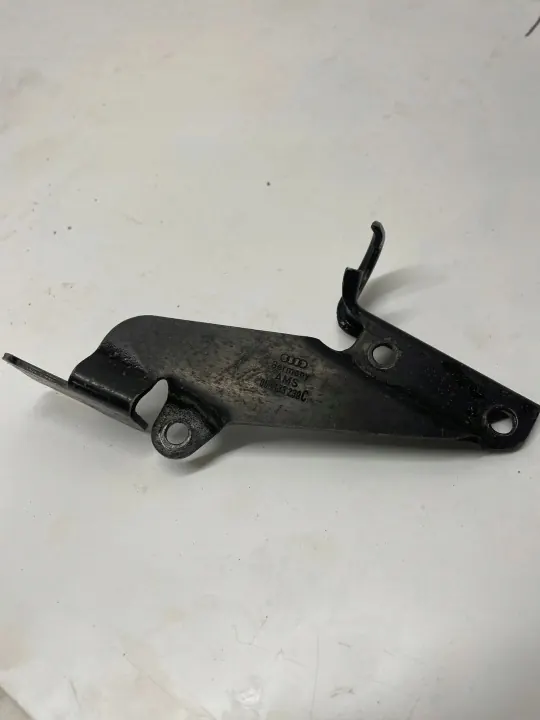 Pièces de compartiment moteur Audi OEM 053133239C image 2
