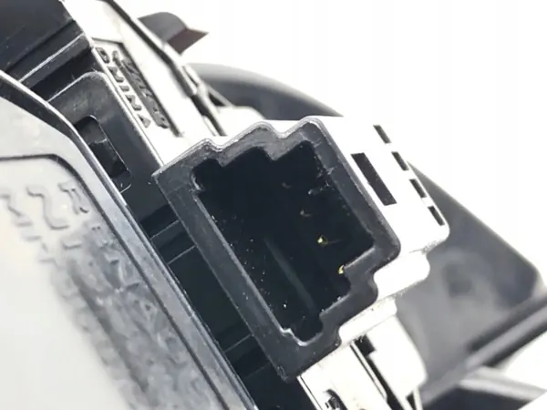 Interruptor de ventanilla Nissan Qashqai J12 OEM image 4