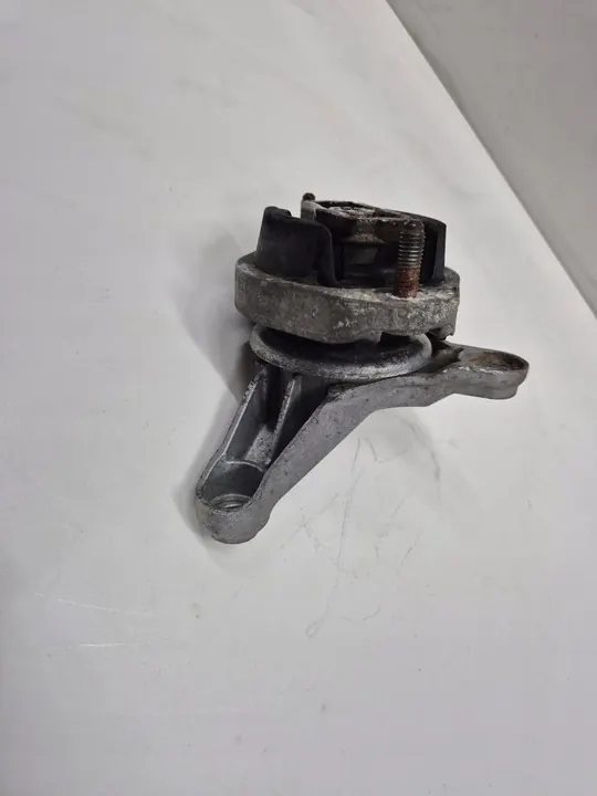 Vaihteiston tuki A4 B6 B7 8E0399115K image 3