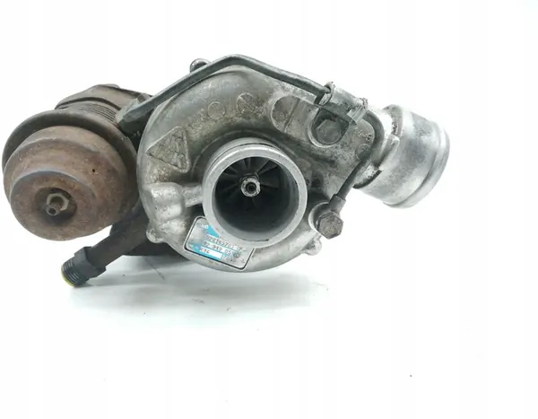 Turbo VW GOLF III 1.9L diesel 1993 028145703E image 3