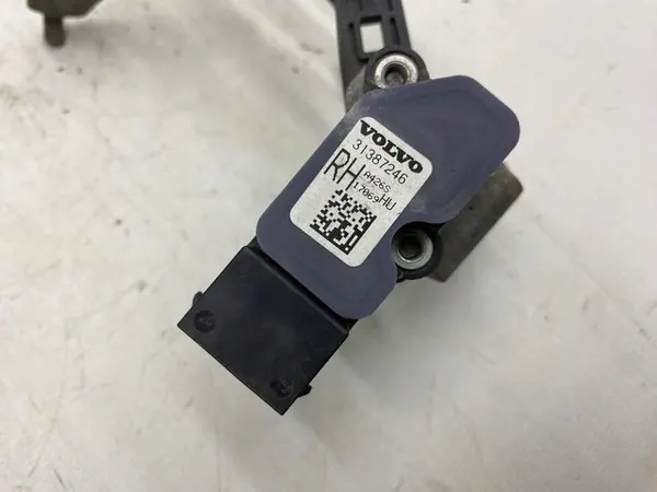 Capteur de Nivellement Volvo S90 V90 II OEM 31406215 31387246 image 4