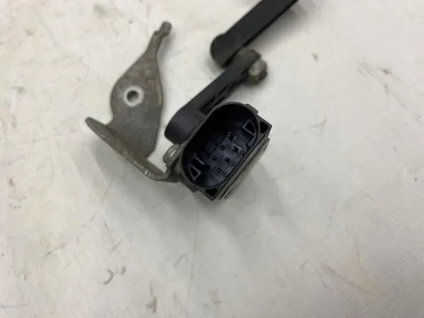 Capteur de Nivellement Volvo S90 V90 II OEM 31406215 31387246 image 5