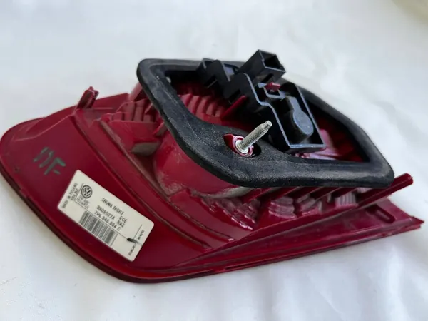 Volkswagen OE 7P6 945 094 C conjunto de lámpara trasera image 6