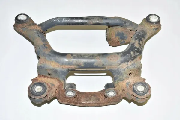 Bakaxel BMW X3 E83 OEM 33303448900 Begagnad image 2