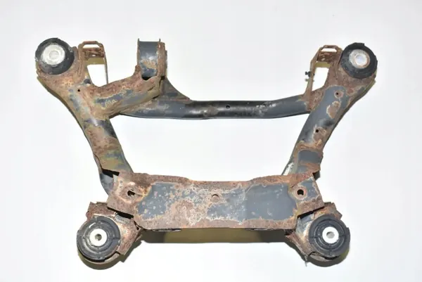 Bakaxel BMW X3 E83 OEM 33303448900 Begagnad image 4
