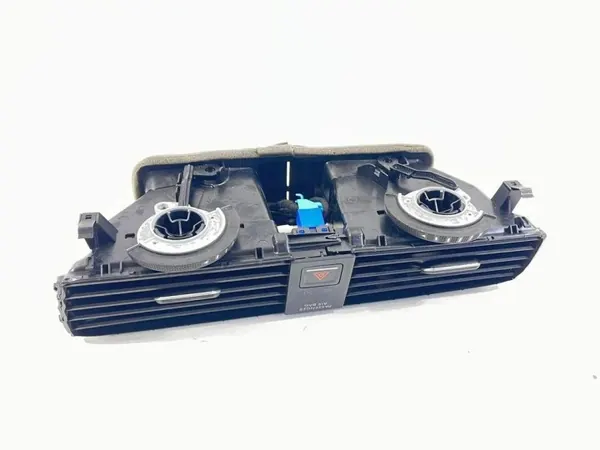 VW Luchtinlaat OEM 5G2815736 voor Golf VIII 1.5L image 3
