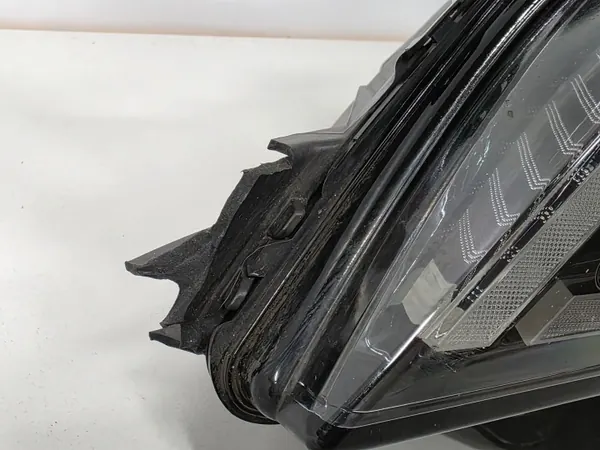 OEM 266053014R DRL LED direito para Renault Megane E-Tech image 3