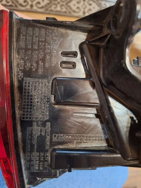 Luz Trasera Derecha Audi A4 8W9 image 10