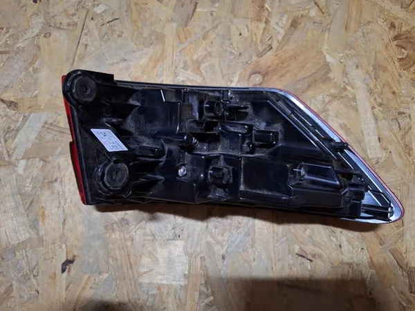 Luz Trasera Derecha Audi A4 8W9 image 5