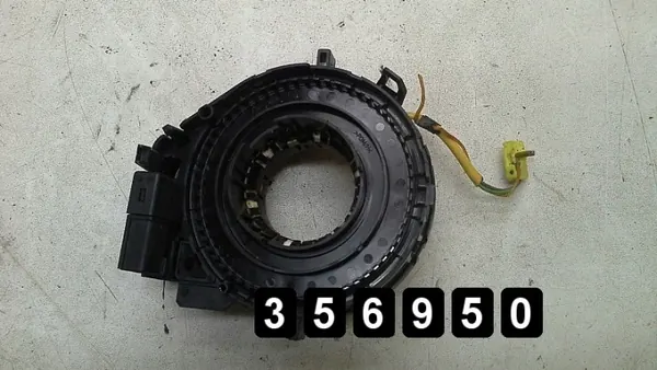 Mazda 2 Liukurengas OEM AM-356950 Käytetty image 3
