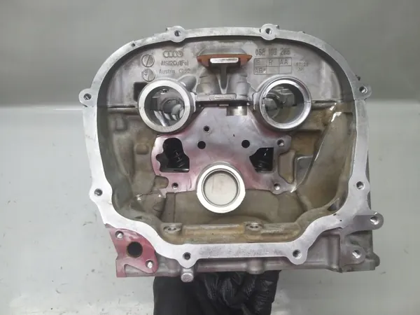 Rechter Cilinderkop OEM 06E103403M 3.0 TFSI image 5