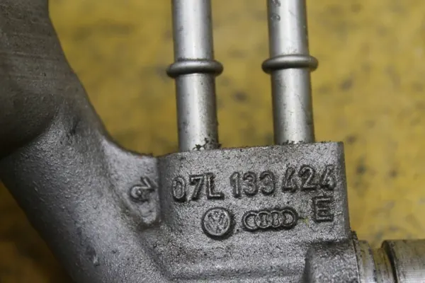 Lyhyt pakoputki OEM 07L133424E Audi S6 C6 5.2 FSI image 5