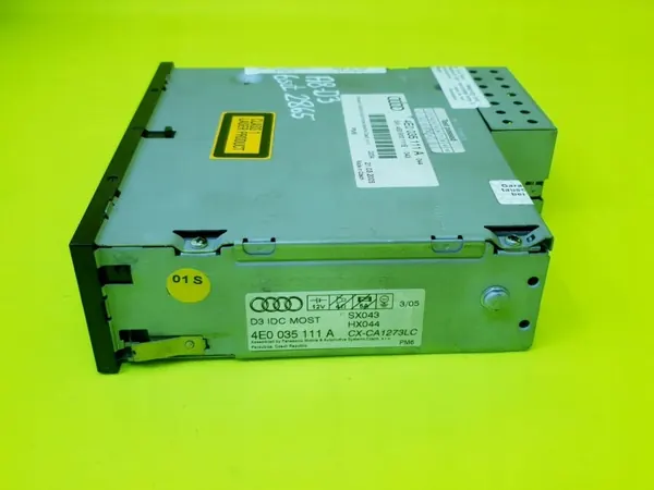 CD-wisselaar OEM 4E0035111A voor Audi A6 C6 A8 D3 Q7 image 3